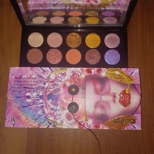 Mothership IX Huetopian Dream palette by Pat McGrath